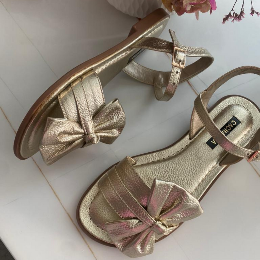 Tacones para niñas discount dorados